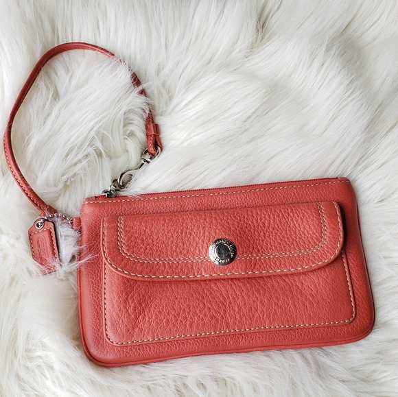 Coach Handbags - Leather COACH wristlet